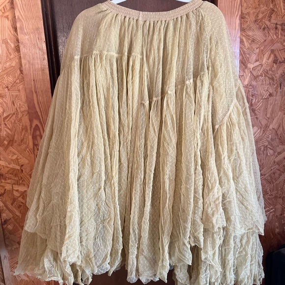 Grace Tulle Maxi Skirt - Picture 7 of 11